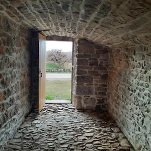 Entre Causse Et Vallon, Confort Pour 4 Personnes Dans Grange Rénovée Au Coeur De L'aveyron Salles-la-Source